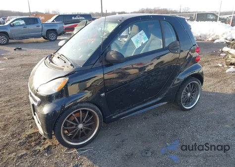 2013 Smart Fortwo Passion z USA, uszkodzony, nr VIN WMEEJ3BA1DK630583